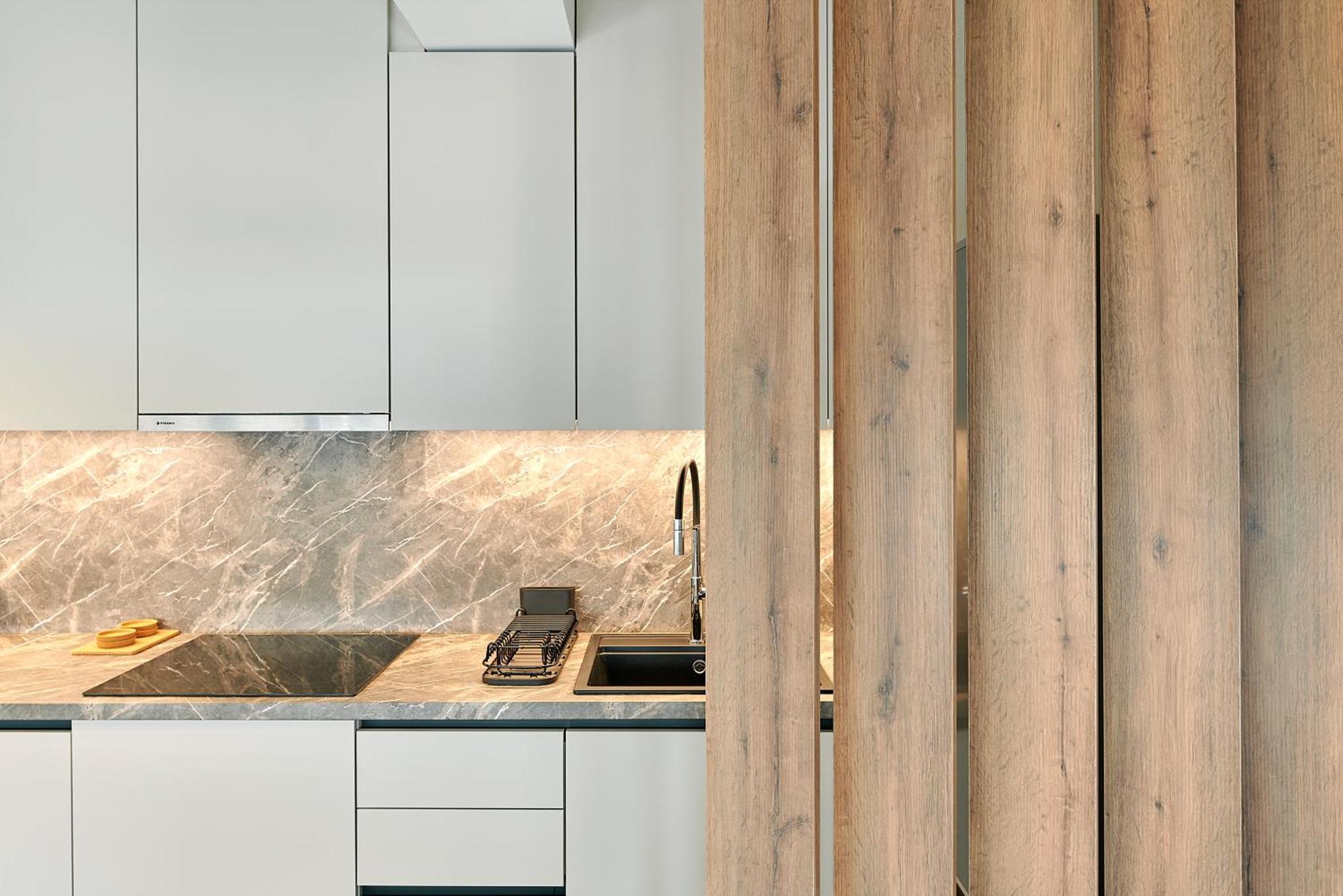 City-Center Apartment In Vibrant Monastiraki, Атина Екстериор снимка