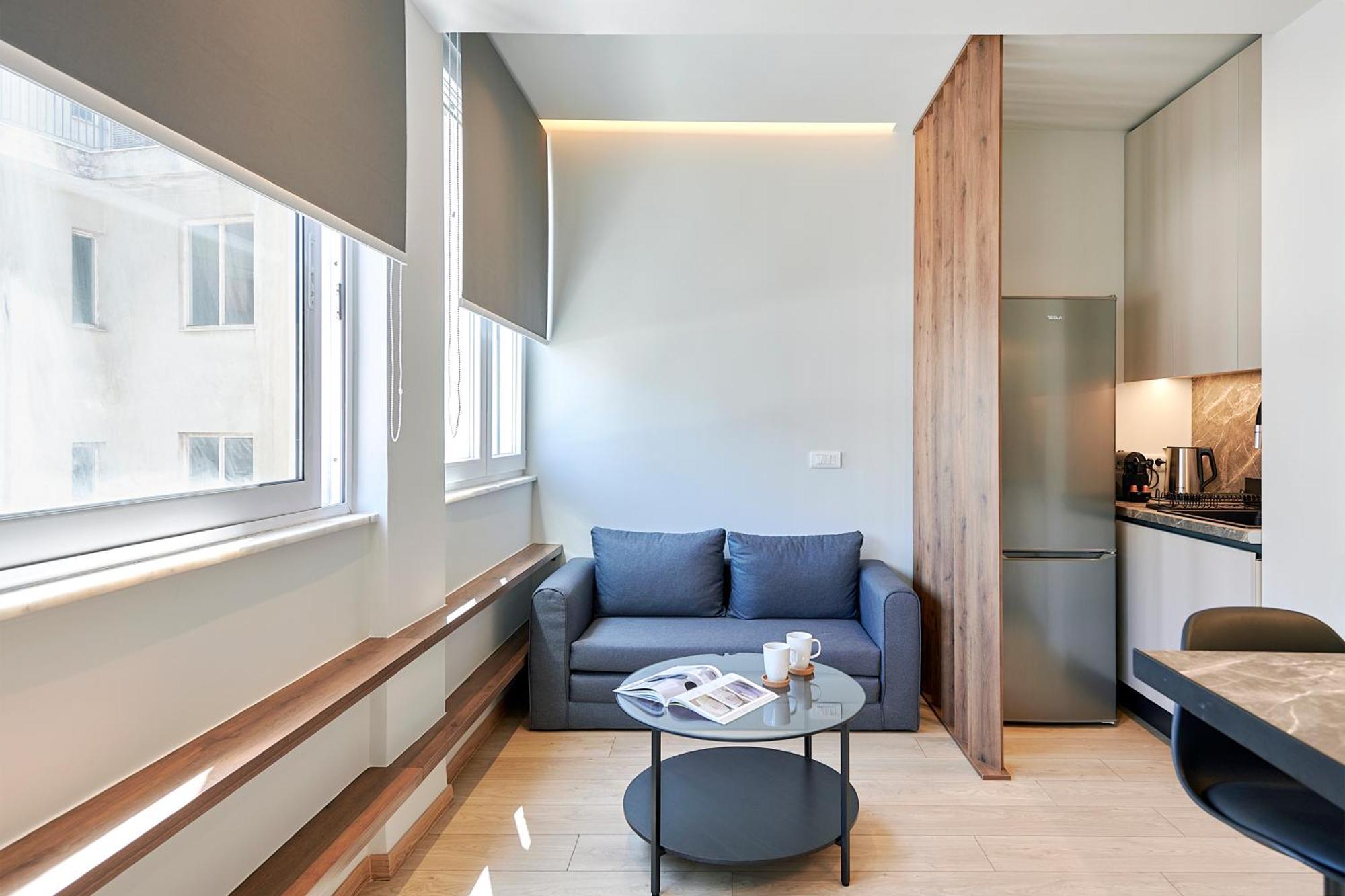 City-Center Apartment In Vibrant Monastiraki, Атина Екстериор снимка